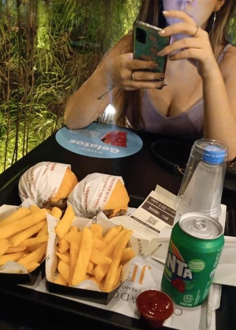 Carolzinha SG hot pornstar pic