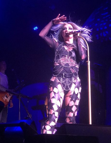 KeshaRose star pornographic pic