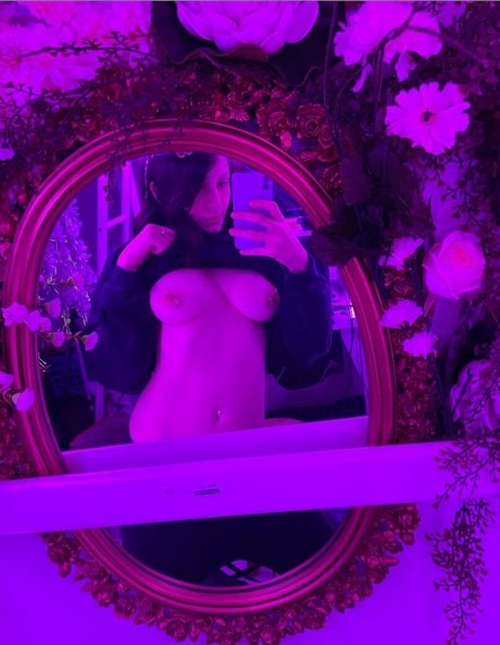 Soapyfans nude pornstar img