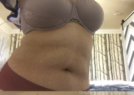 chubbychunky naked actress photo