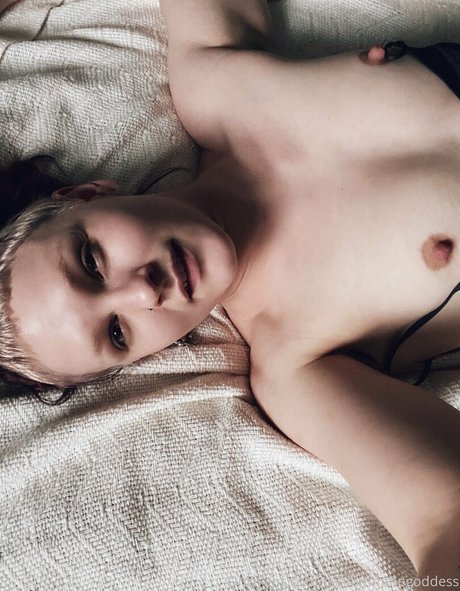 eeemmmthegoddess top model photos