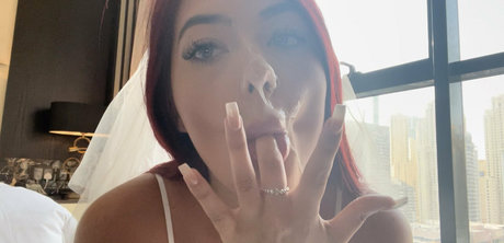 lorinajane model perfect pictures