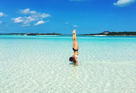 Taylor Altom erotic star photo