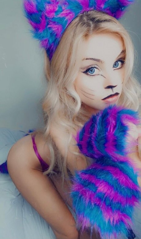 LilHerbLover adult model img