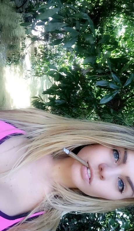 LilHerbLover xxx pornstar images