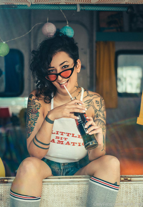julh4 free pretty pornstar images