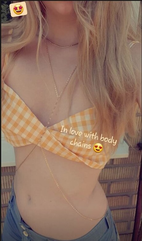 Purrluna star free pics