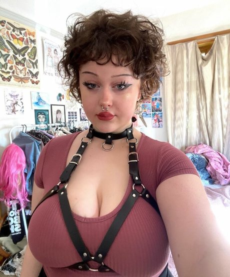 milabloomoo sexy pornstar pictures