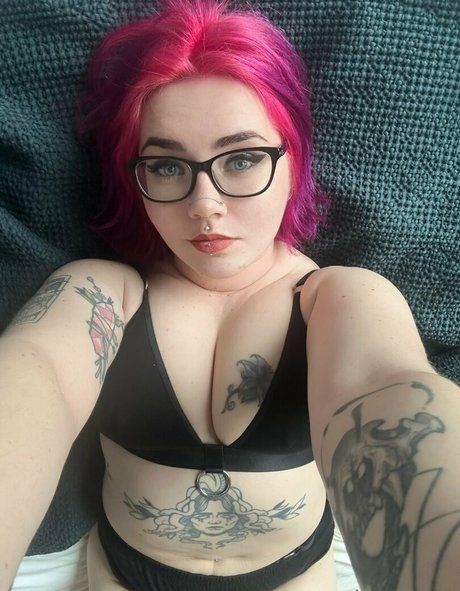 milf glasses onlyfans sexy nudes photo