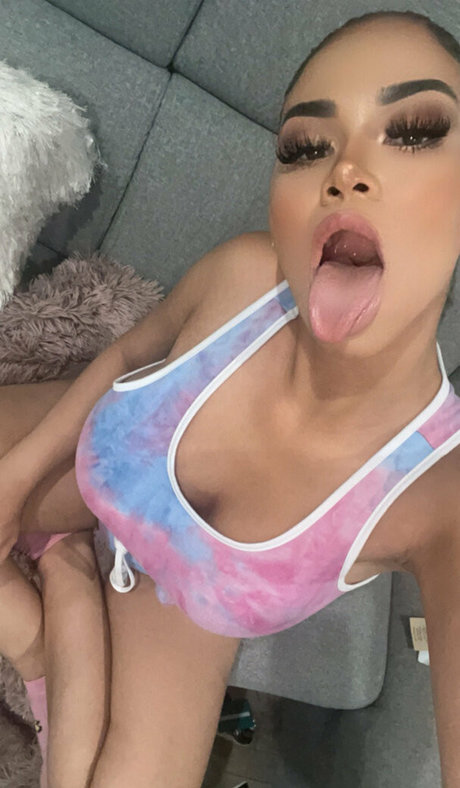 sheismichaela art actress gallery
