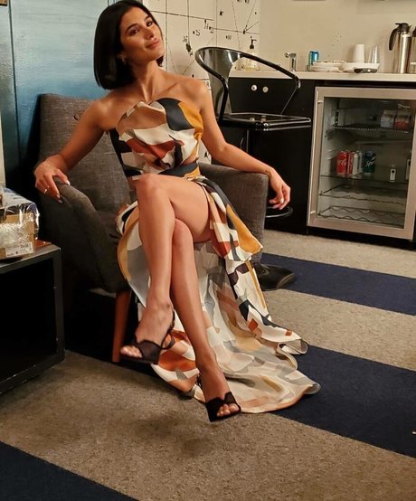 Diane Guerrero hot star gallery