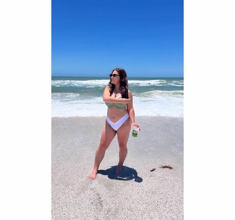 Veronica Correia model porn photos