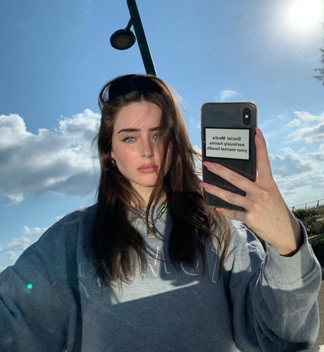 Effy Palarya sex model images