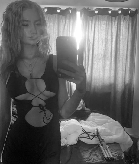 Samanatha x_ hd pornstar pic