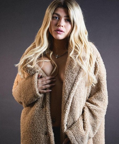 Eden Emma Yulie nude actress galleries