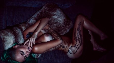 Kess ink model porn pic