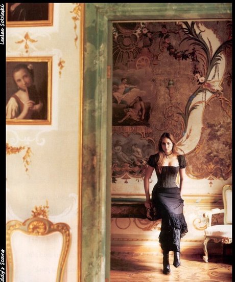 Leelee Sobieski model naked gallery