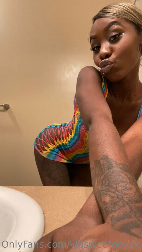 freaky gay onlyfans free nude photo