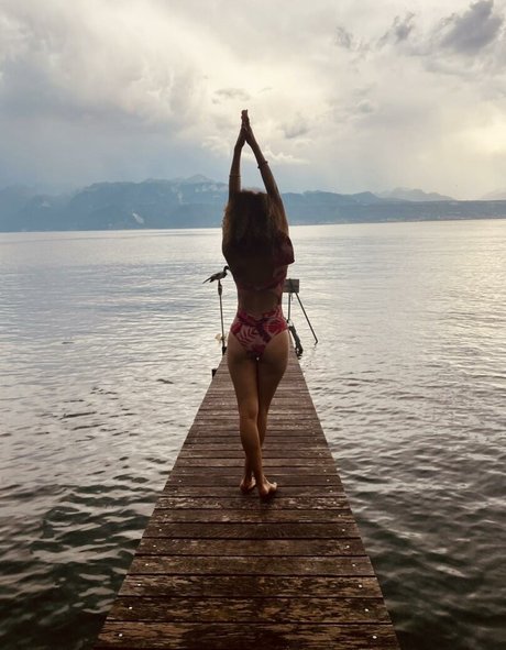 Yilian Canizares model hot images