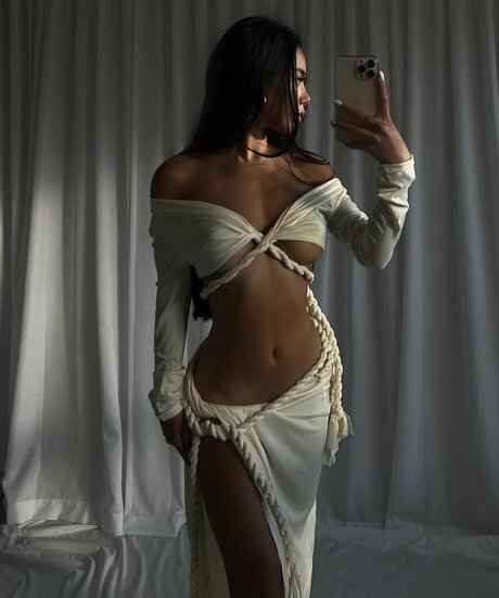 gold gypsy model best pics