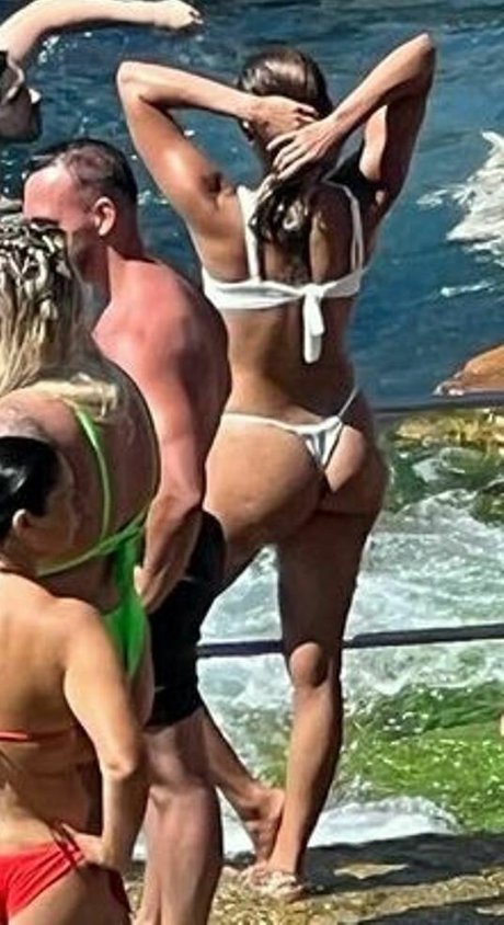 Lucy Alves star sexy picture