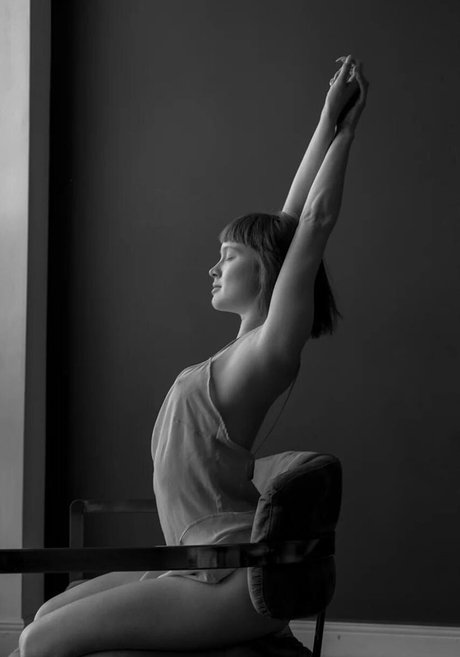 Arina Bik pornstar adult pics