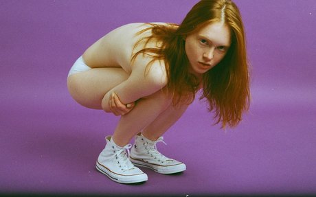 Arina Bik naked model photos