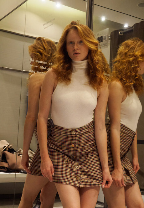 Arina Bik model beautiful pic