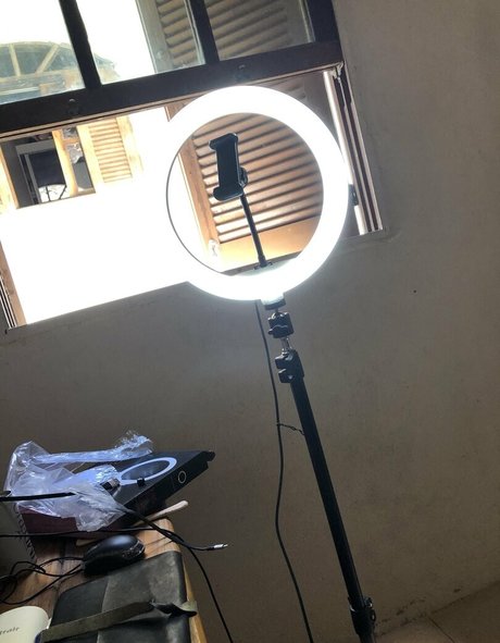 ebony fake tits onlyfans naked picture