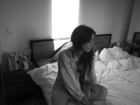 SassySuz_ model nude img
