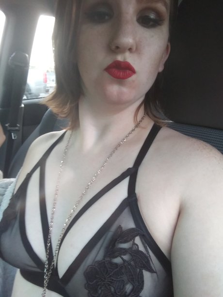 Sassy ginger model porn pic