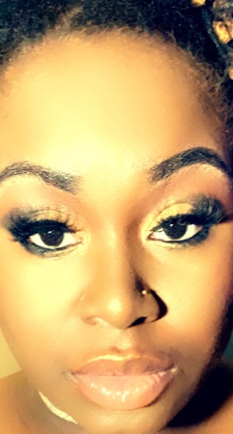 Sassy Sapphir_ pretty model archive