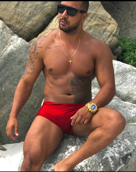 Lucasprqt pornstar adult photo