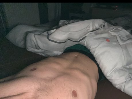 Savoiepas model pornographic pics