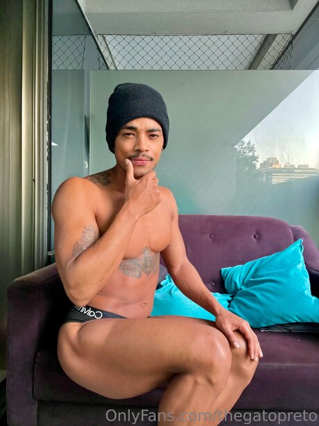 Zaah Wayne_ pretty model pic