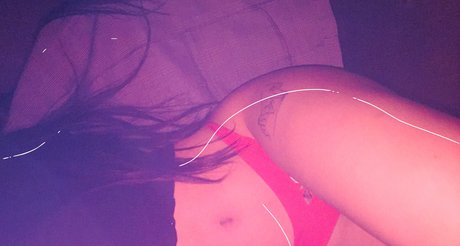 ZaraSa_ pornographic actress pic