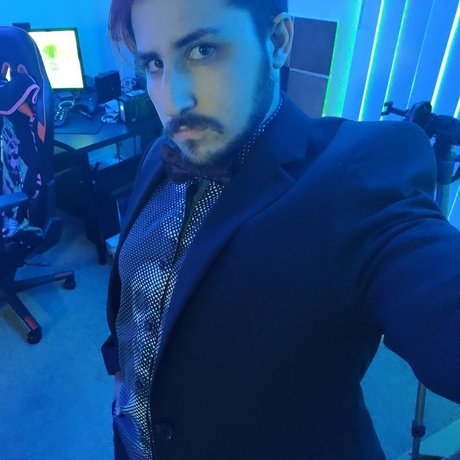 Alex T_ star nudes galleries
