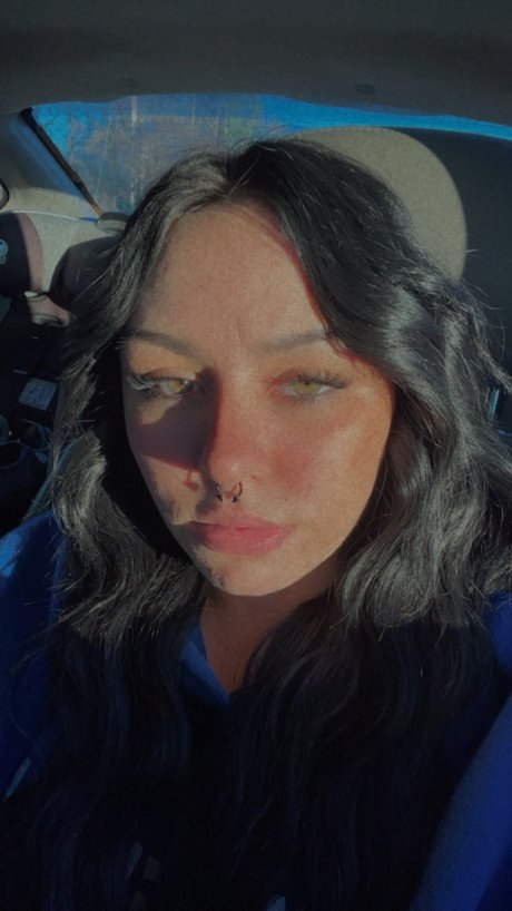 Lauren Kaitlin art actress pic