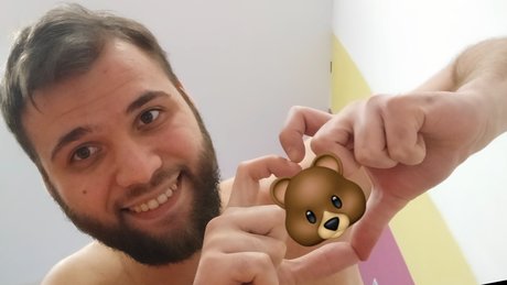 Sweetbarebears model porn images