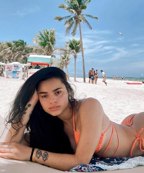 Juli Savioli perfect model pic