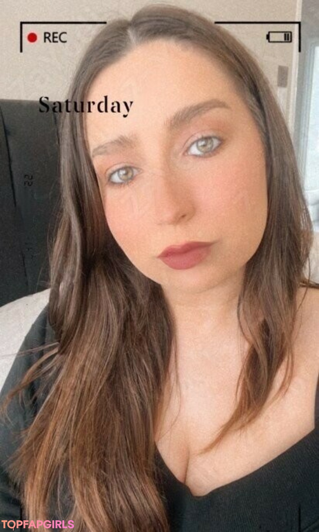 Kirsty Wells model pretty photos