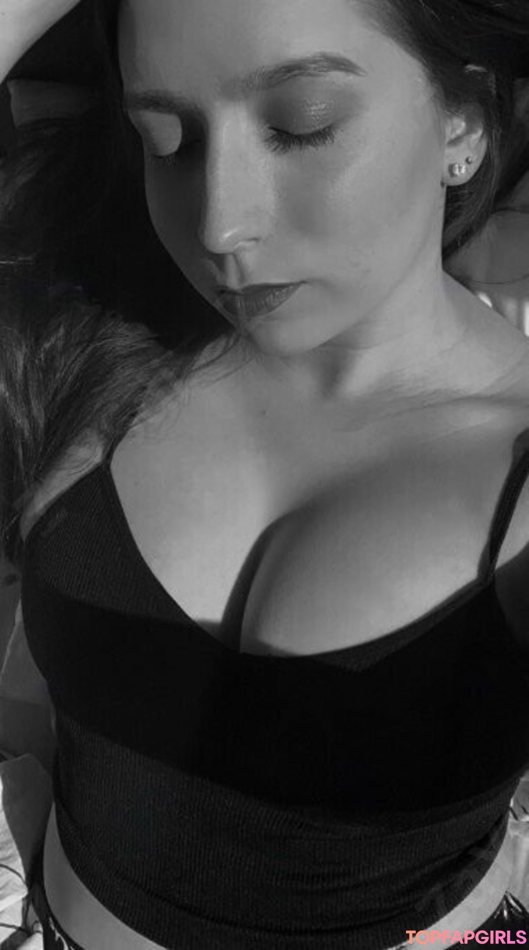 Kirsty Wells profile image