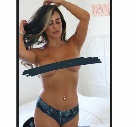 Alin Levi pornstar free photos