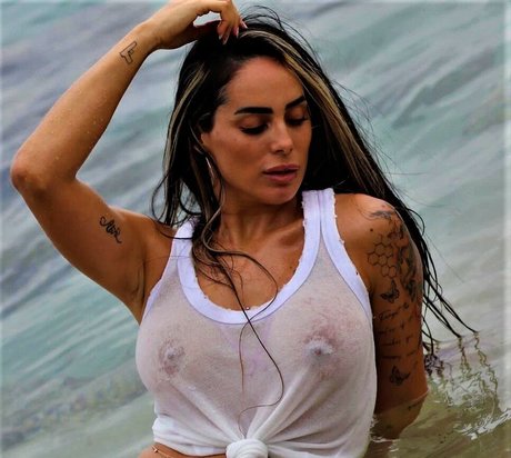 Alin Levi sex actress gallery