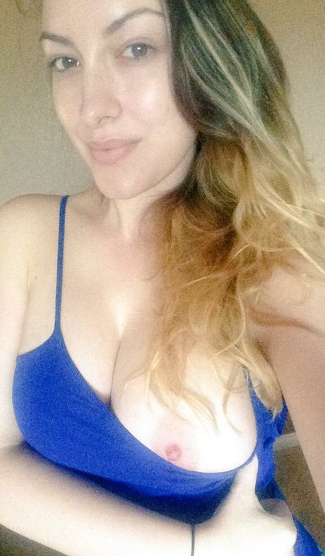 Katiepurrs sexy model gallery