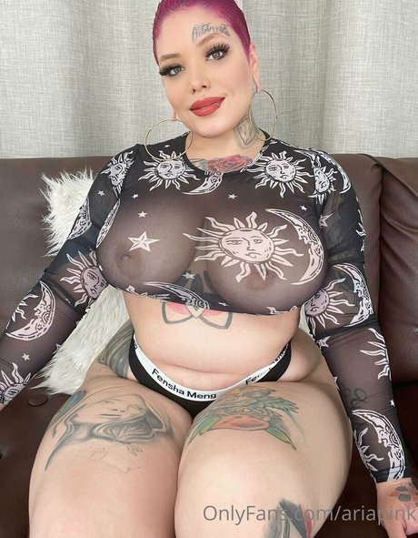 ariapink high quality pornstar photo