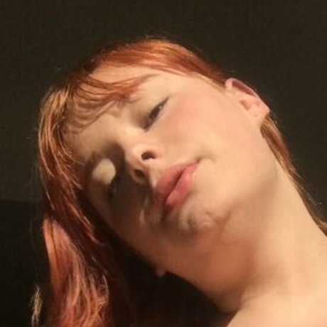 Ofelelia Scheider hot actress img