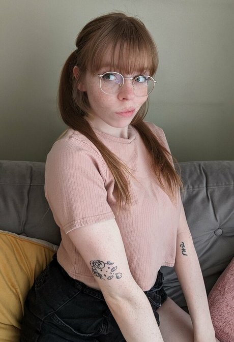 Bat Maisie star perfect archive