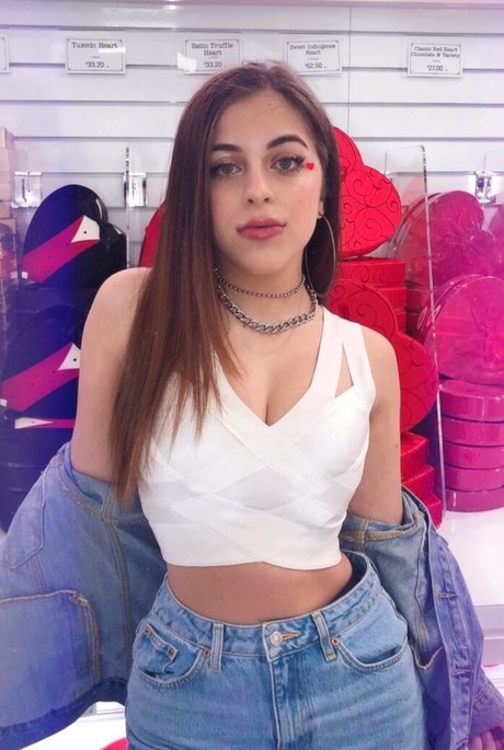 Baby Ariel hot actress pics