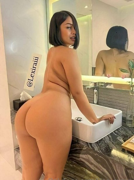 liloo moon pornstar pictures